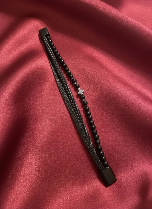 Pulseira preta minimalista com cruz | Estilo moderno unissexo