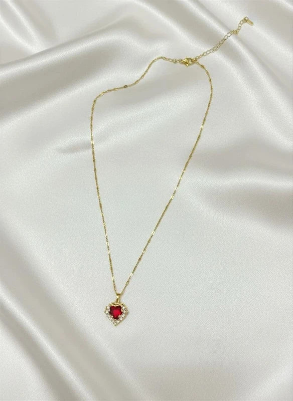Colar coração vermelho em aço inox com zircónias