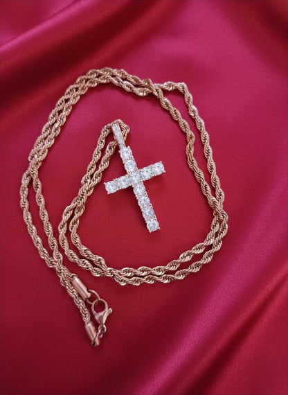 Colar Cruz Dourada com Zircónia Cúbica