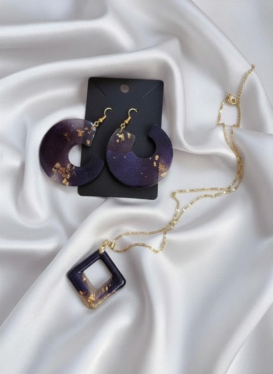 Conjunto Dourado em Ouro 18K com Resina e Folha de Ouro