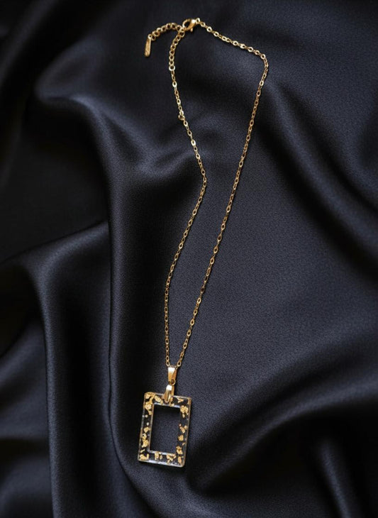 Colar Retângulo Dourado – Ouro 18K e Folha de Ouro